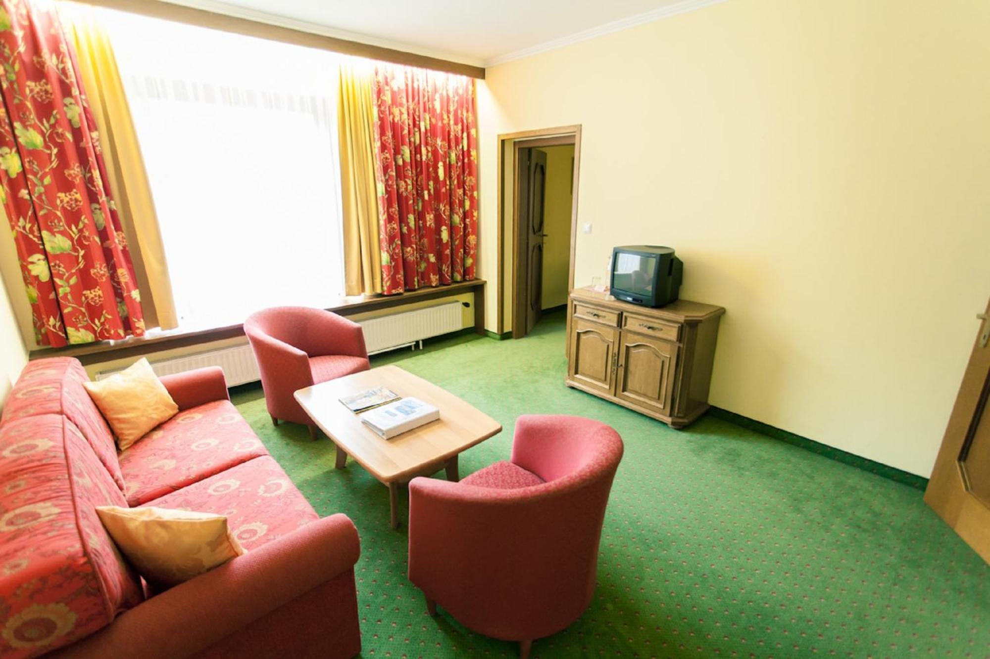 Kolmhof Hotel Bad Kleinkirchheim Ngoại thất bức ảnh